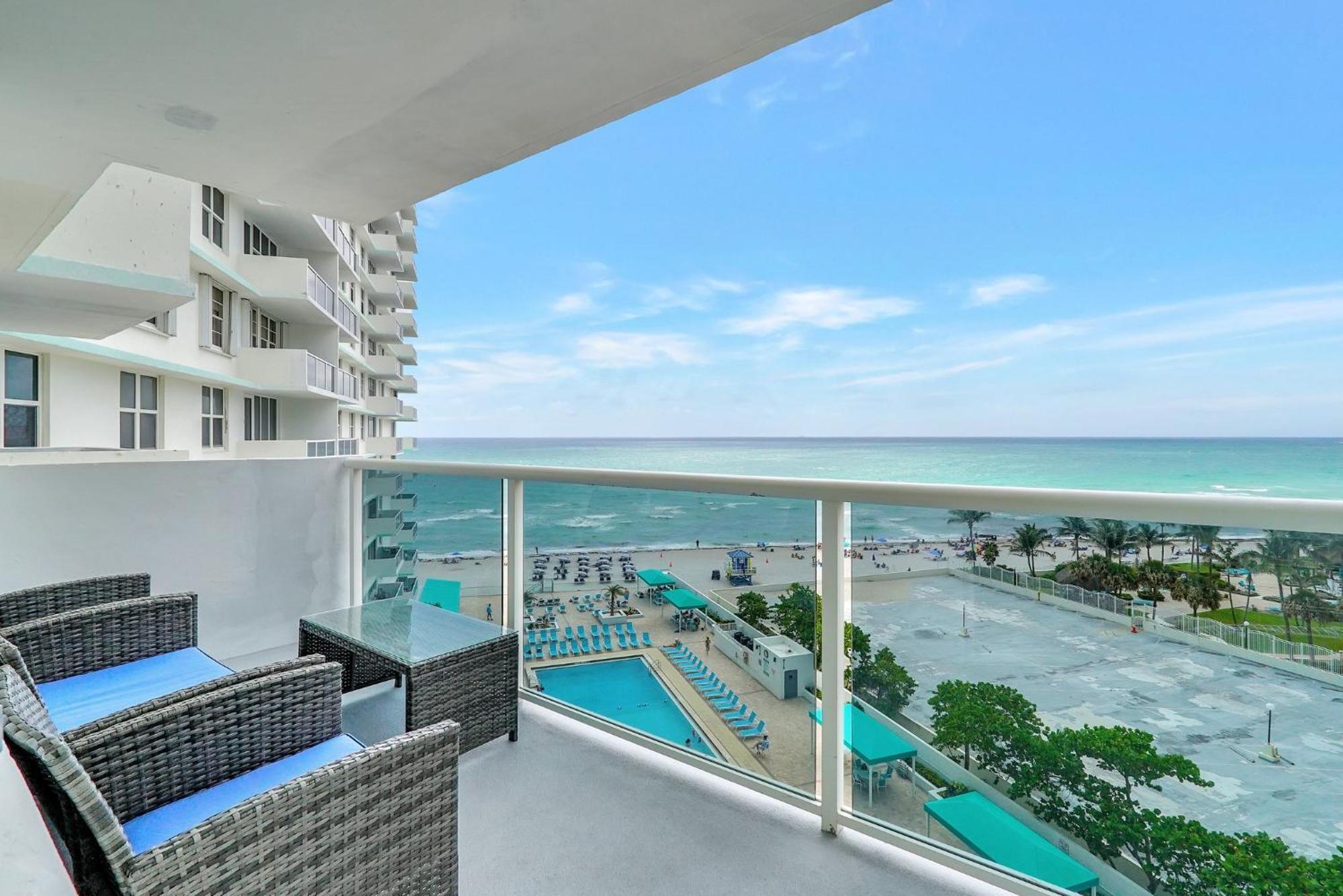 Flip Flop Paradise In Hollywood Florida Екстериор снимка